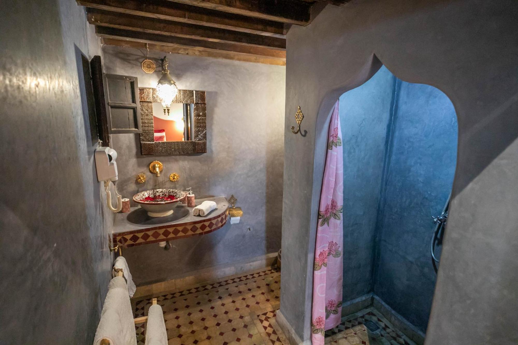 Riad Les Idrissides Chez Lea Fez Exterior photo